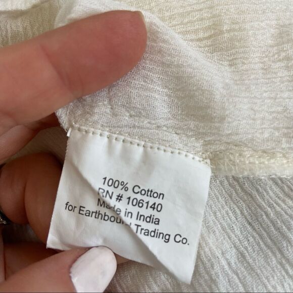 Earthbound Embroidered Gauze Ivory Red Peasant Blouse With Tassels Size Medium - Picture 6 of 7